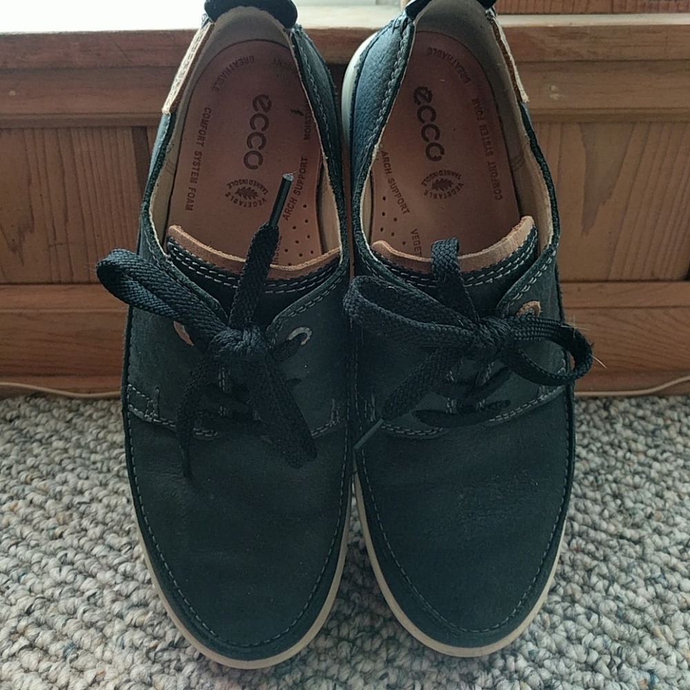 Ecco Shoes